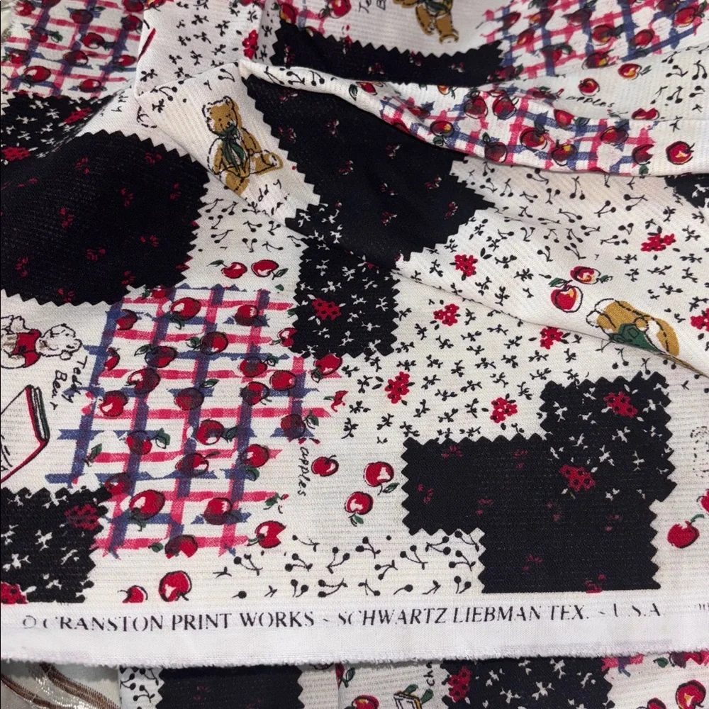 Vintage Design Patchwork Teddy Bear Bedding Fabric, 6+ Yards 🧸 🍎